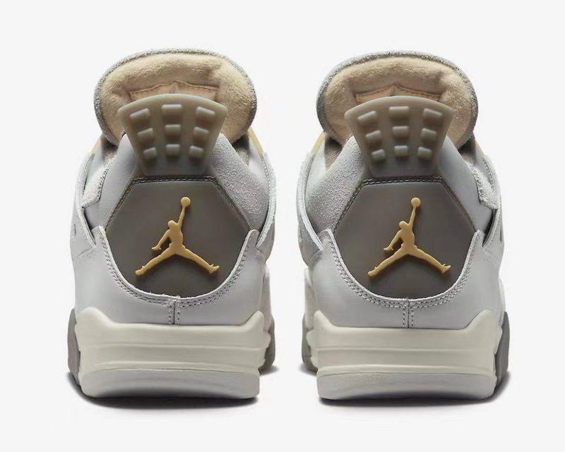 Baskets Air Jordan 4 Femme gris