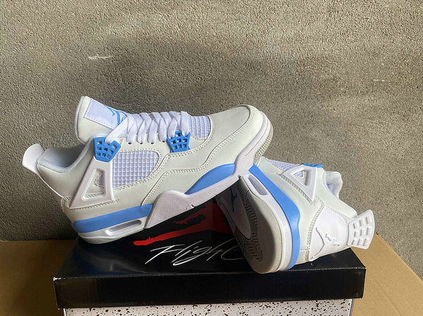 Premièrement : Les baskets Air Jordan 4 Femme se distinguent par leur design iconique et leur capacité à allier style et fonctionnalité.
