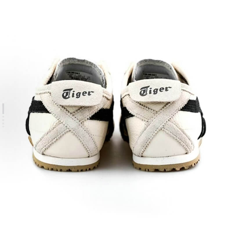 Résultats de l'engagement emblématique de la marque Asics à combiner style et innovation, les sneakers Asics Femme sont des pièces maîtresses de la mode sportive.