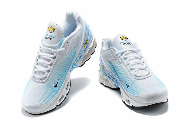 Résultats de l'évolution emblématique de la ligne Nike, les Nike TN Air Max Plus Femme sont un témoignage de l'engagement de Nike à combiner style et innovation.