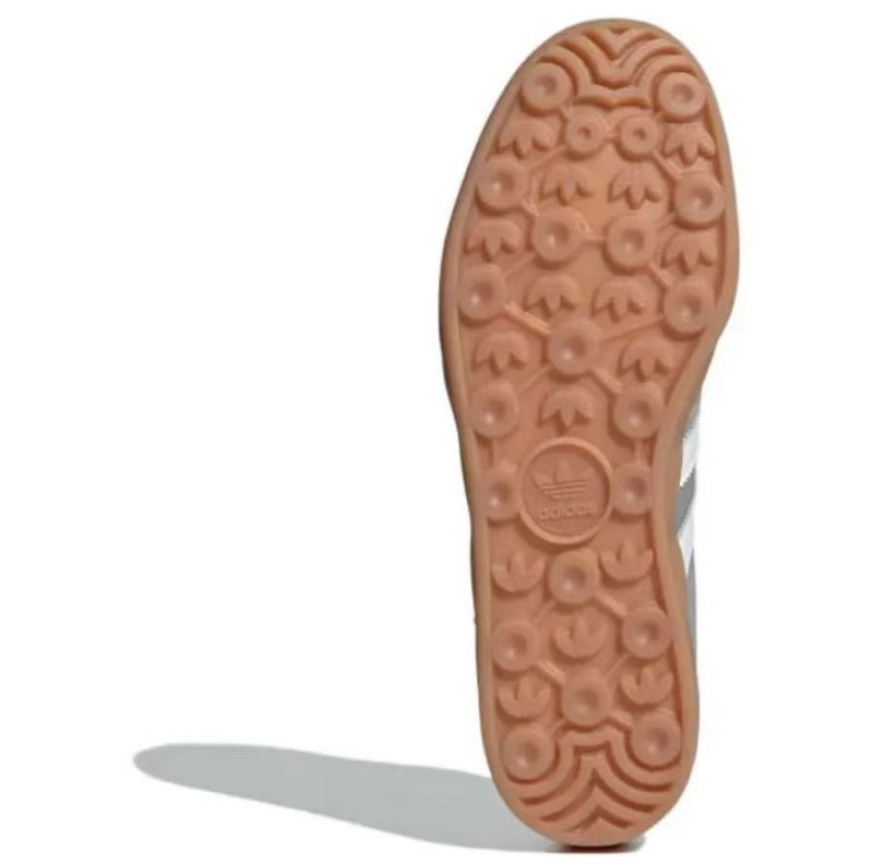 Premièrement : Les Adidas Gazelle Femme allient un style emblématique à une performance exceptionnelle.