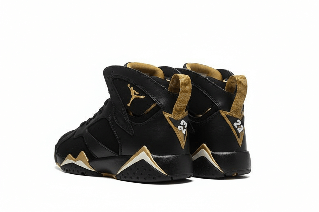 Premièrement, les baskets Air Jordan 7 Femme se distinguent par leur design iconique et leur confort exceptionnel.
