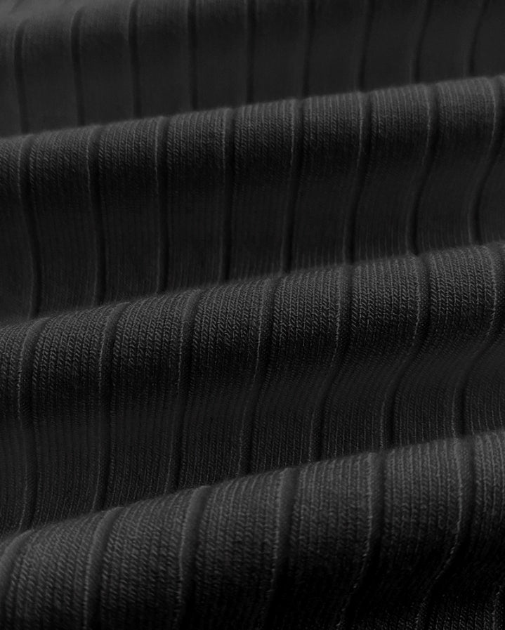 Premièrement : Ce Haut en tricot sans manches à col en V et dentelle contrastante Femme.