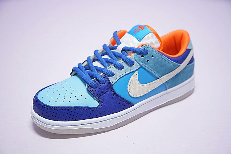 les baskets Nike SB Dunk femme Low sont un témoignage de l'engagement de Nike à combiner style et innovation.