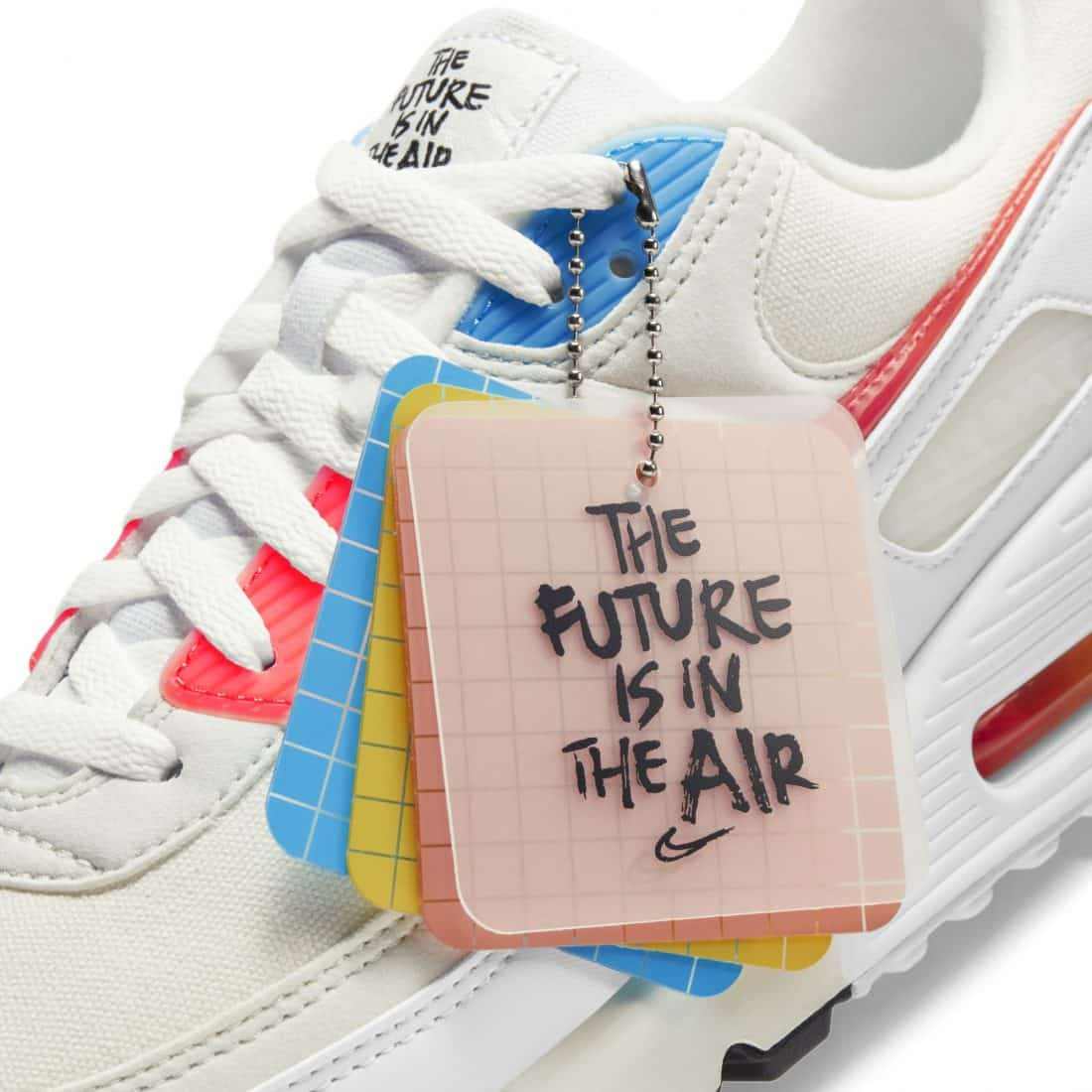 Les baskets Nike Air Max 90 Futura sont des pièces maîtresses de la mode.