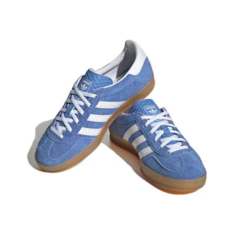 Premièrement : Les Adidas Gazelle Femme allient un style emblématique à une performance exceptionnelle.