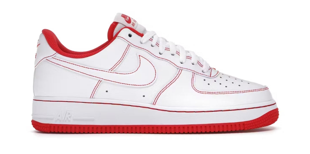 Premièrement : Les baskets Nike Air Force 1 Low femme incarnent l’alliance parfaite entre style intemporel et innovation technique.