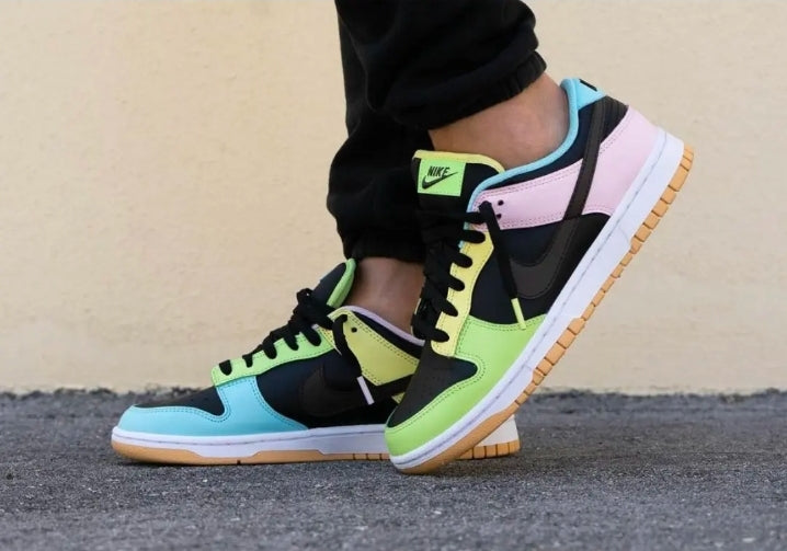 les baskets Nike SB Dunk femme Low sont un témoignage de l'engagement de Nike à combiner style et innovation.