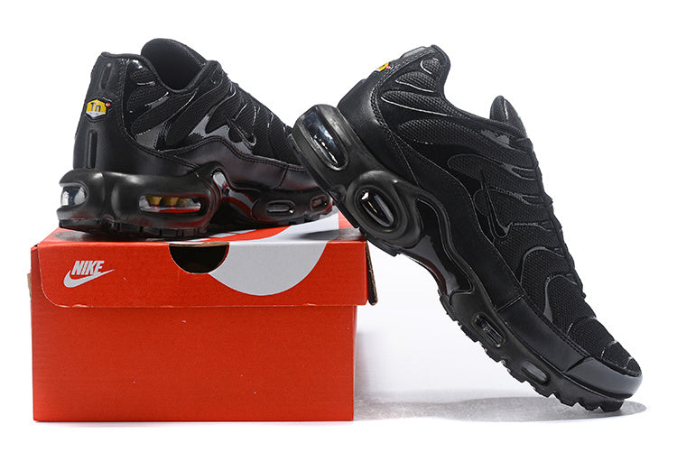 les baskets Nike TN Air Max Plus sont un témoignage de l'engagement de Nike à combiner style et innovation.