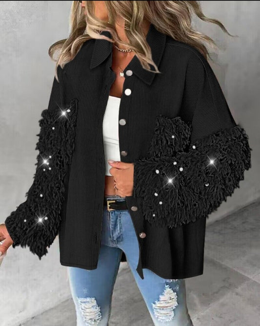 Premièrement : Apportez une touche d’éclat à votre look avec cette Veste décontractée à paillettes et patchwork à manches longues avec bouton sur le devant et ourlet brut femme