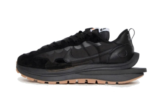 Baskets Nike LD Waffle X Sacai Femme sont un témoignage de l'engagement de Nike à combiner style et innovation.