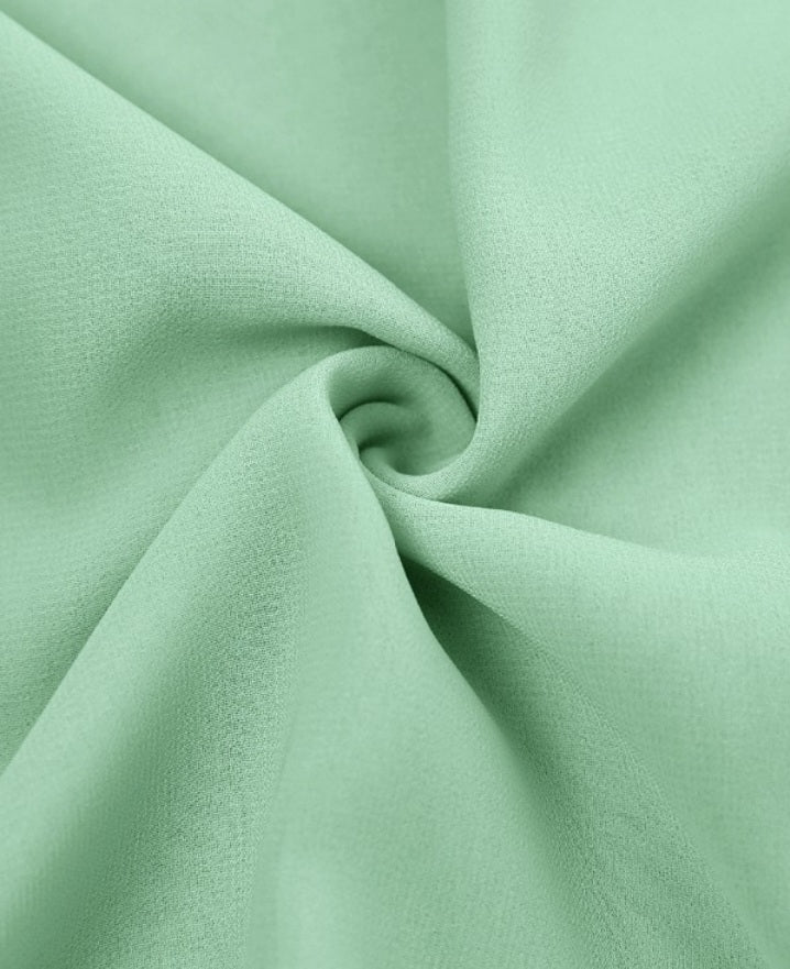 Premièrement : Ce Débardeur à col en U et bretelles épaisses avec détails en dentelle contrastée femme.