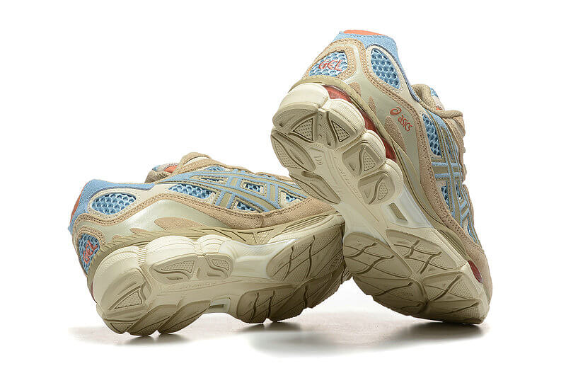 Premièrement :Les baskets Asics offrent une combinaison parfaite de style et de performance. Leur design élégant et leurs technologies de pointe les rendent idéales pour les coureurs et les amateurs de mode.