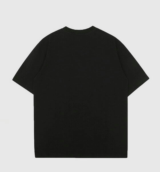 Premièrement : les T shirts Chanel Femme offrent une élégance et un confort inégalés.
