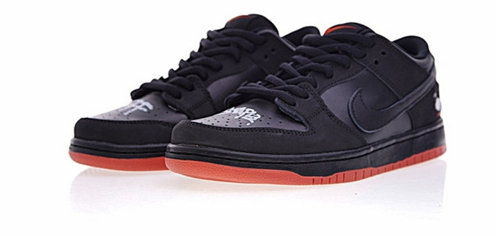 les baskets Nike SB Dunk femme Low sont un témoignage de l'engagement de Nike à combiner style et innovation.