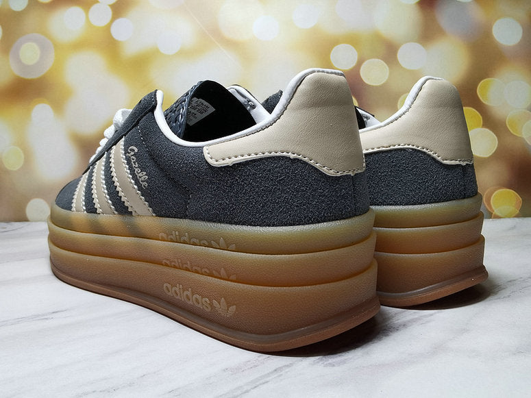 Premièrement : Les Adidas Gazelle Femme allient un style emblématique à une performance exceptionnelle.
