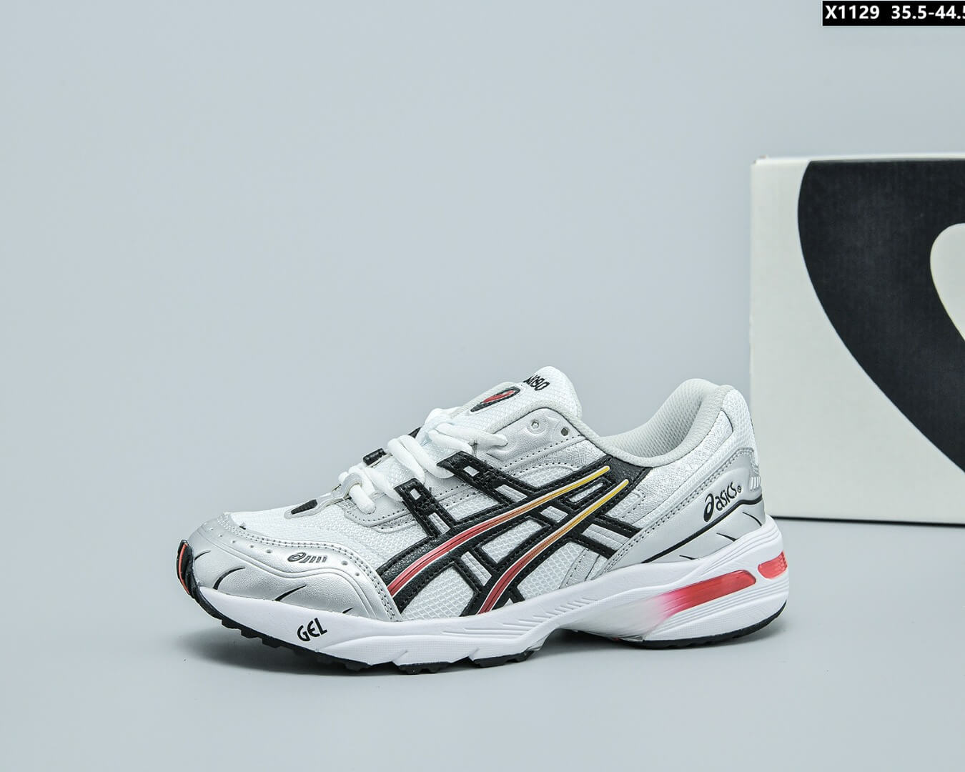 Résultats de l'engagement emblématique de la marque Asics à combiner style et innovation, les sneakers Asics Femme sont des pièces maîtresses de la mode sportive.