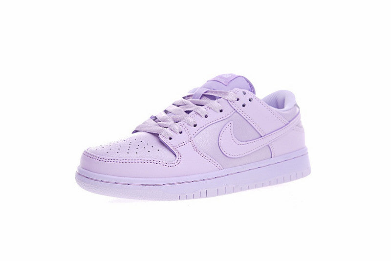 les baskets Nike SB Dunk femme Low sont un témoignage de l'engagement de Nike à combiner style et innovation.
