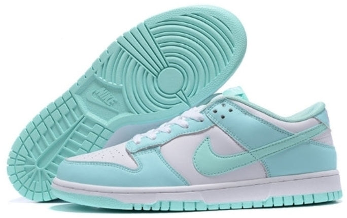 les baskets Nike SB Dunk femme Low sont un témoignage de l'engagement de Nike à combiner style et innovation.