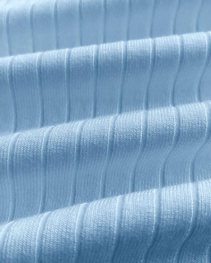 Premièrement : Ce Haut en tricot sans manches à col en V et dentelle contrastante Femme.