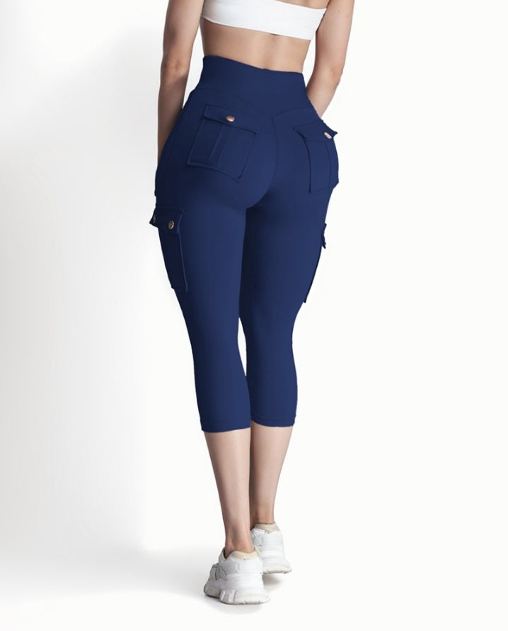 Premièrement : Ce Legging de motard taille haute avec poches à rabat pour soulever les fesses.