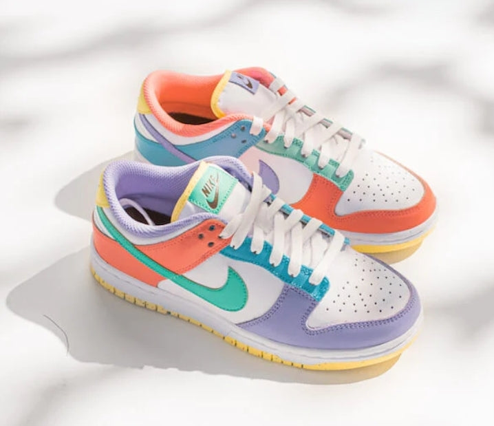 les baskets Nike SB Dunk femme Low sont un témoignage de l'engagement de Nike à combiner style et innovation.