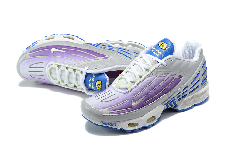 Résultats de l'évolution emblématique de la ligne Nike, les Nike TN Air Max Plus Femme sont un témoignage de l'engagement de Nike à combiner style et innovation.