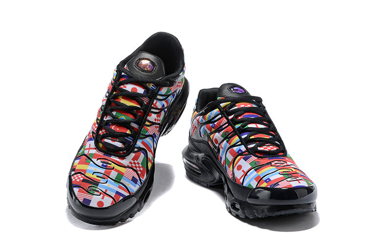 Résultats de l'évolution emblématique de la ligne Nike, les Nike TN Air Max Plus Femme sont un témoignage de l'engagement de Nike à combiner style et innovation.