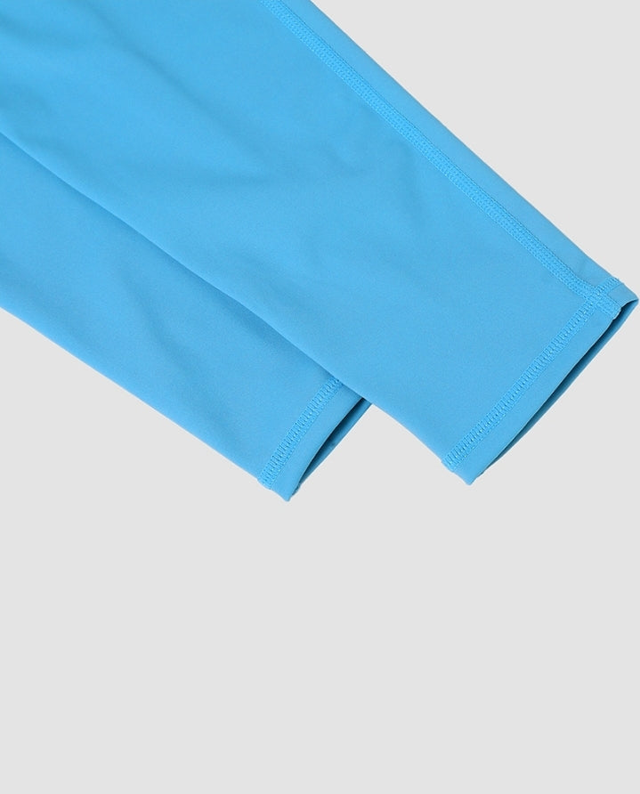 Premièrement : Ce Legging de motard taille haute avec poches à rabat pour soulever les fesses.