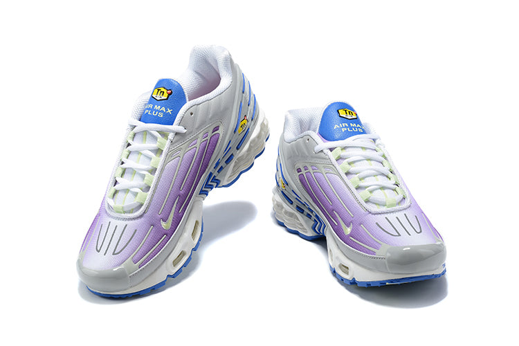 Résultats de l'évolution emblématique de la ligne Nike, les Nike TN Air Max Plus Femme sont un témoignage de l'engagement de Nike à combiner style et innovation.
