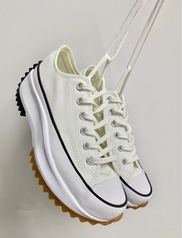 Les baskets Converse Femme se distinguent par leur design iconique et leur esthétique vintage. exceptionnel les couleurs de l'Amérique