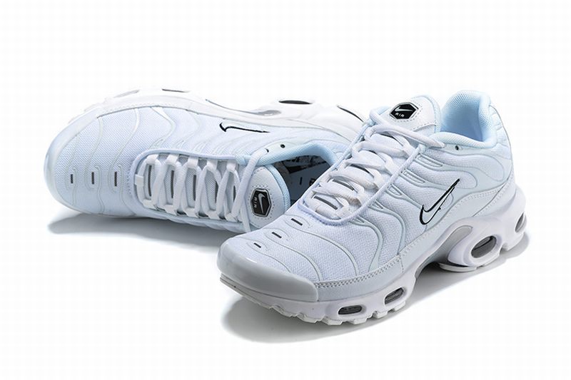 Résultats de l'évolution emblématique de la ligne Nike, les Nike TN Air Max Plus Femme sont un témoignage de l'engagement de Nike à combiner style et innovation.