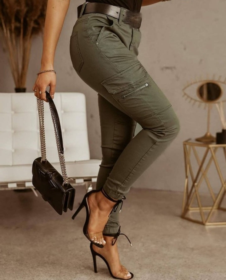 Premièrement : Ce Pantalon décontracté à poches zippée sans ceinture Femme .
