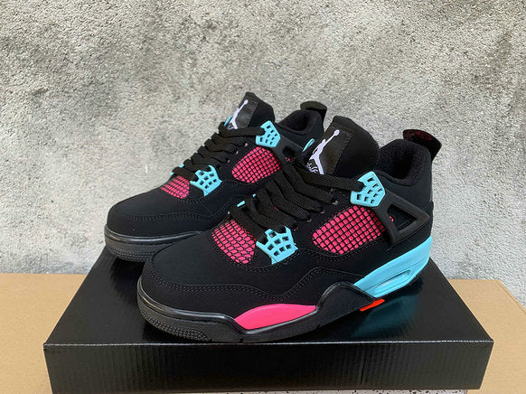 Premièrement : Les baskets Air Jordan 4 Femme se distinguent par leur design iconique et leur capacité à allier style et fonctionnalité.
