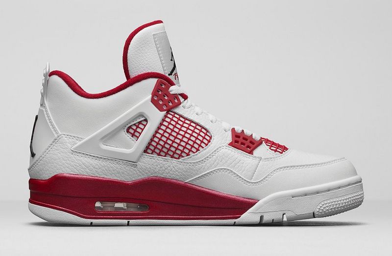 Premièrement : Les baskets Air Jordan 4 Femme se distinguent par leur design iconique et leur capacité à allier style et fonctionnalité.