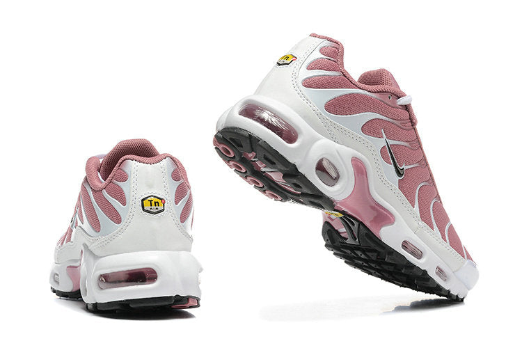 les baskets Nike TN Air Max Plus sont un témoignage de l'engagement de Nike à combiner style et innovation.