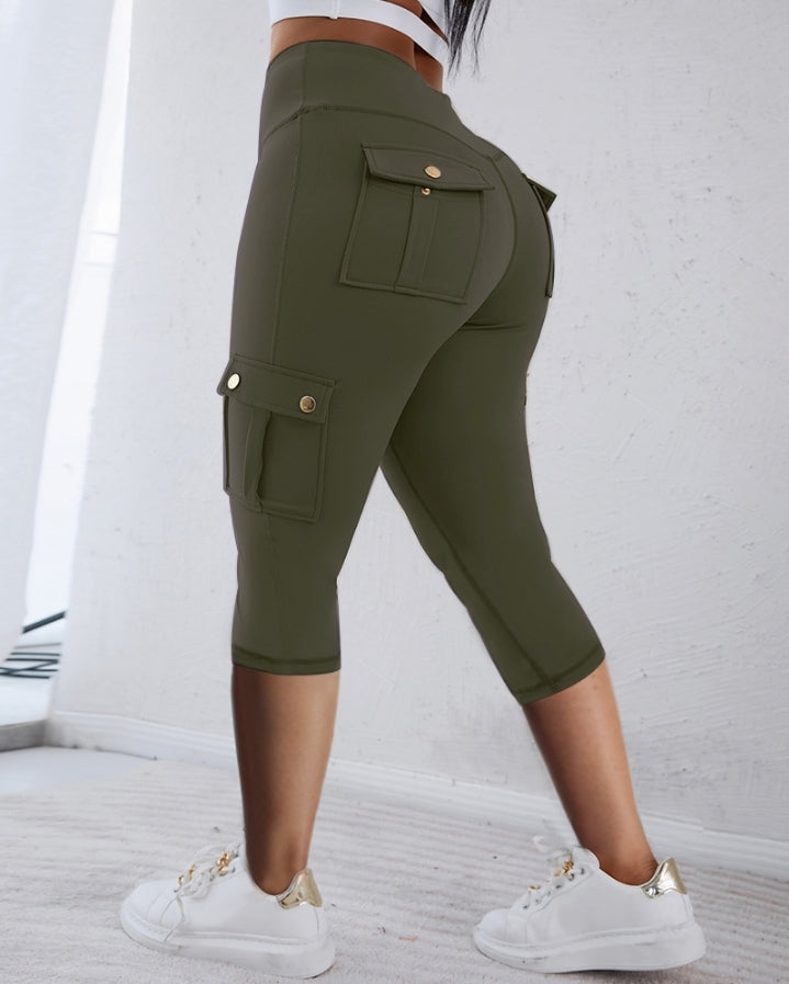 Premièrement : Ce Legging de motard taille haute avec poches à rabat pour soulever les fesses.