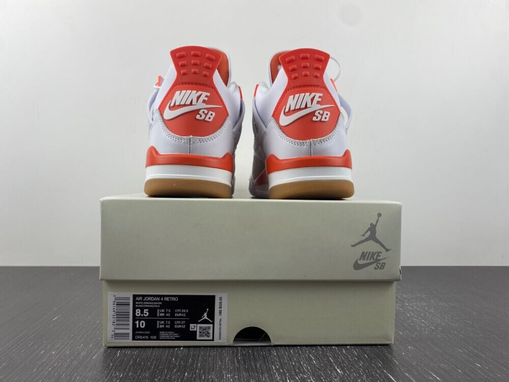 Premièrement : Les baskets Air Jordan 4 Femme se distinguent par leur design iconique et leur capacité à allier style et fonctionnalité