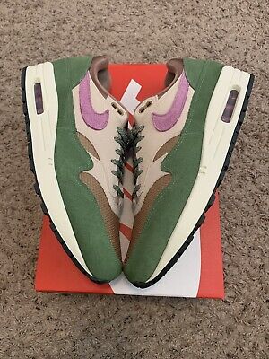 Les baskets Nike Air Max 1 Femme incarnent l’héritage emblématique de la marque Nike, combinant un design intemporel avec des touches modernes.