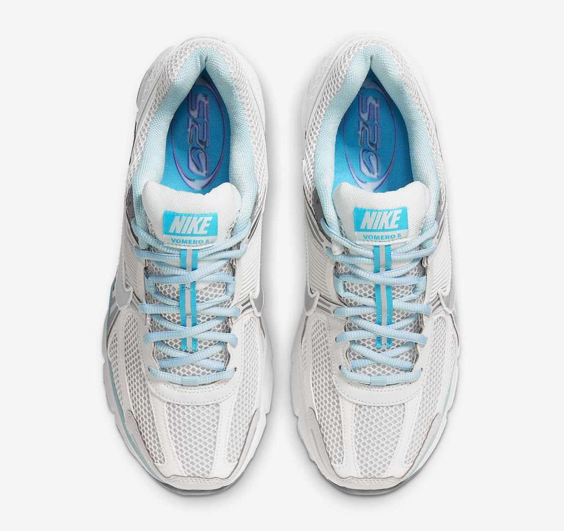 Les baskets Nike Zoom Vomero 5 520 Pack Ocean Bliss Femme représentent une fusion parfaite de performance avancée et de design élégant.
