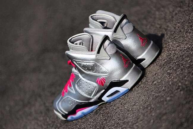 Les baskets Air Jordan 6 Retro "Pantone" Femme permettent de personnaliser votre style tout en bénéficiant d’un confort supérieur.
