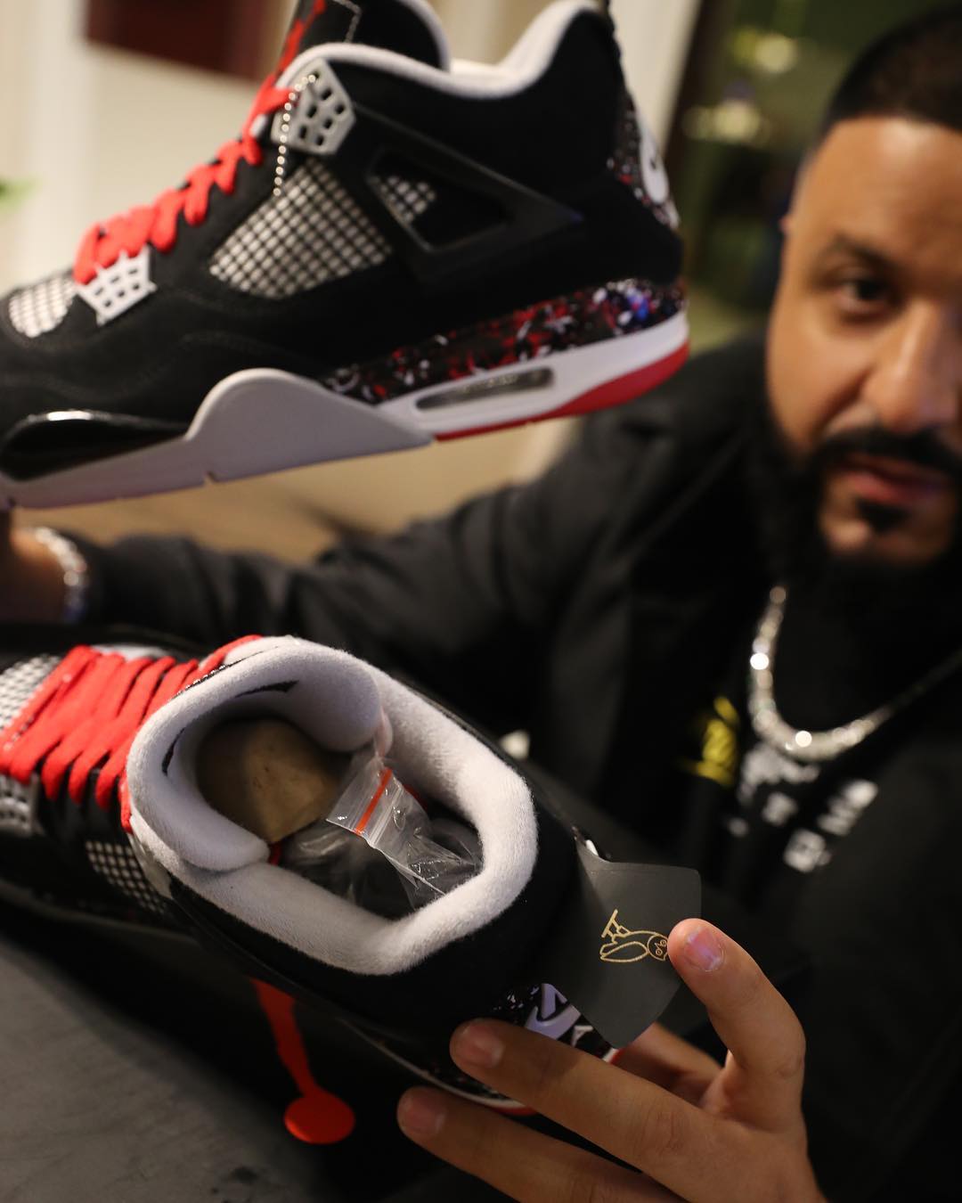 Les baskets Air Jordan 4 offrent un style légendaire et une performance exceptionnelle et unique.pas cher. le moins cher