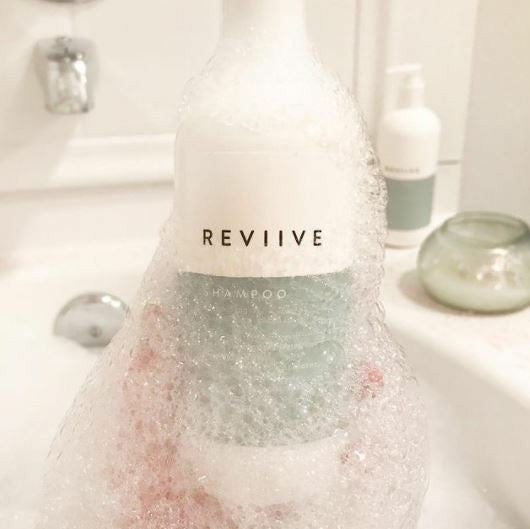 La gamme Reviive Ariix est spécialement formulée pour offrir des soins S.P.A. qui allient pureté, performance et bien-être au quotidien.