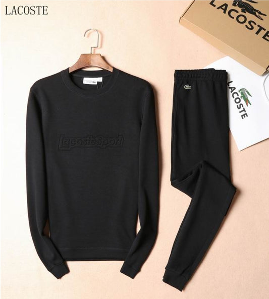 Les ensembles survêtement Lacoste allient performance et style avec élégance. Leur design raffiné.pas cher. Le moins cher.