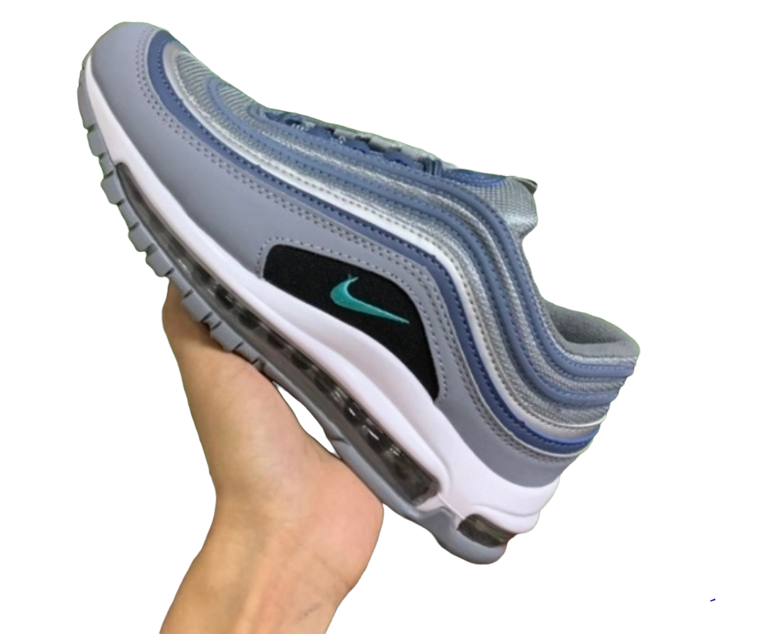 Les baskets Nike Air Max 97 sont synonymes de style emblématique et de confort absolu. Leur design ondulé distinctif.pas cher. Le moins cher.