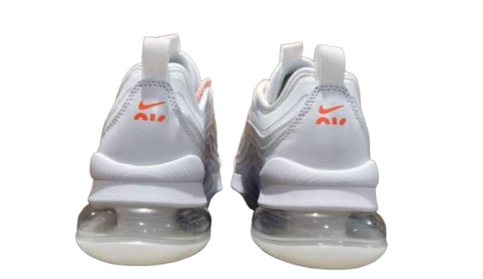 Les baskets Nike Zoom 950 allient un design innovant et des performances exceptionnelles. Leur silhouette moderne et dynamique.pas cher. Le moins cher.