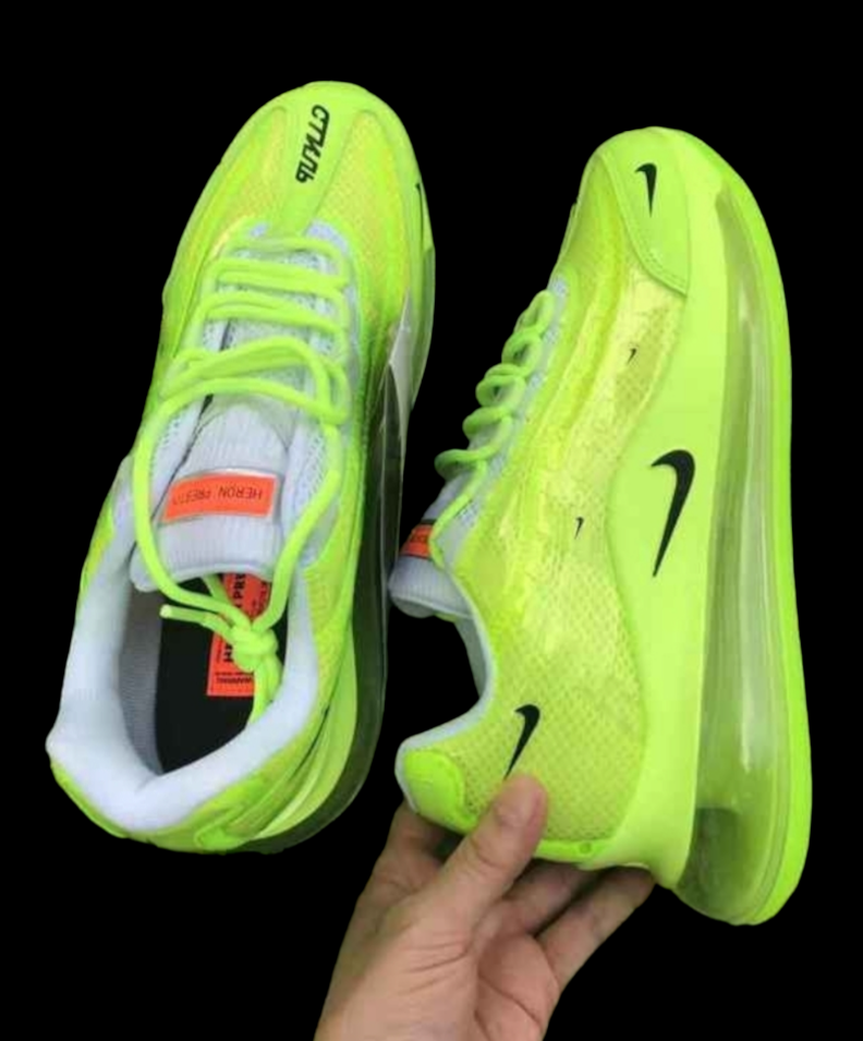Nike air max 720-95