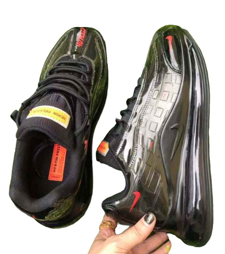 Les baskets Nike Air Max 720-95 allient un design futuriste et un confort maximal. Leur esthétique audacieuse et leurs matériaux de haute qualité. Pas cher. Le moins cher.