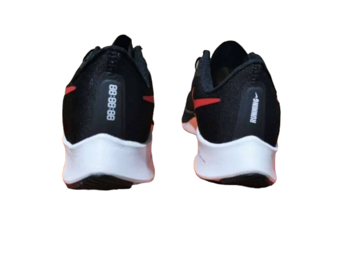 Les baskets Nike Air Zoom combinent style et performance, offrant une expérience unique. Leur design élégant. Pas cher. Le moins Cher.