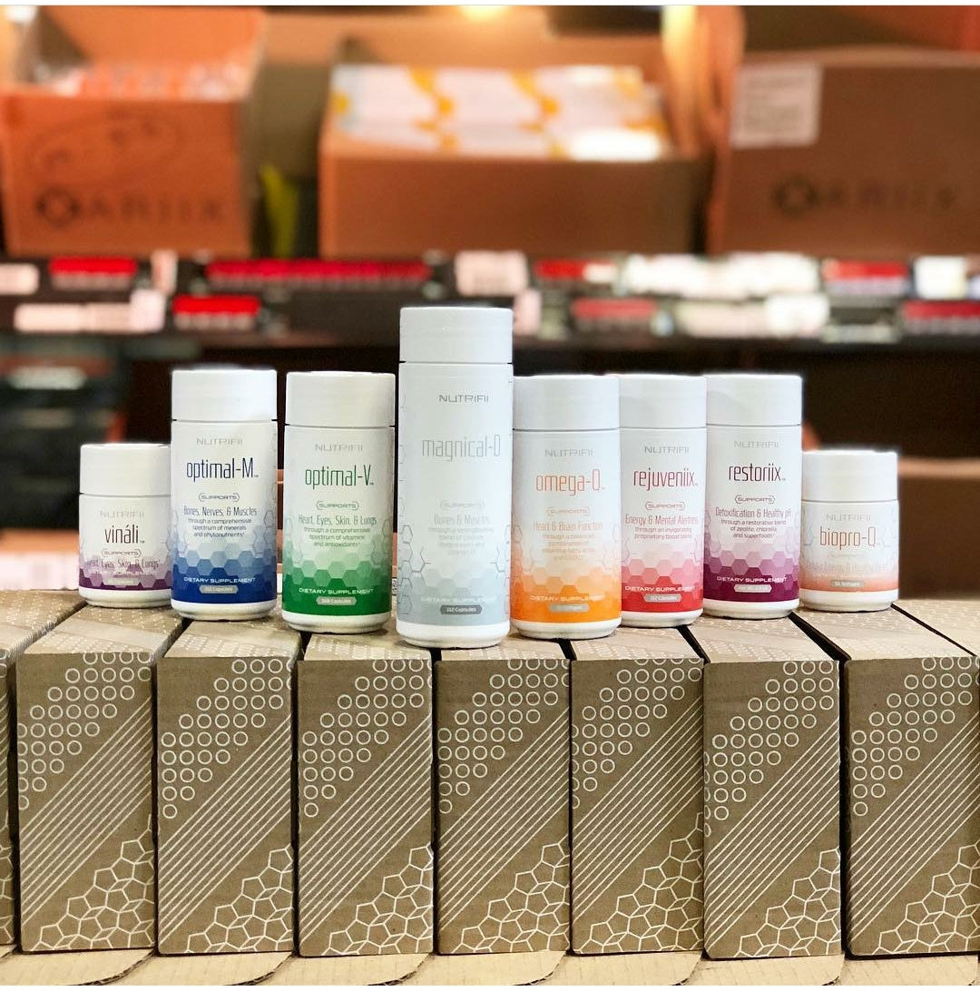 La gamme Nutrifii Ariix est conçue pour offrir des solutions nutritionnelles complètes et haut de gamme, adaptées aux besoins spécifiques de votre corps.